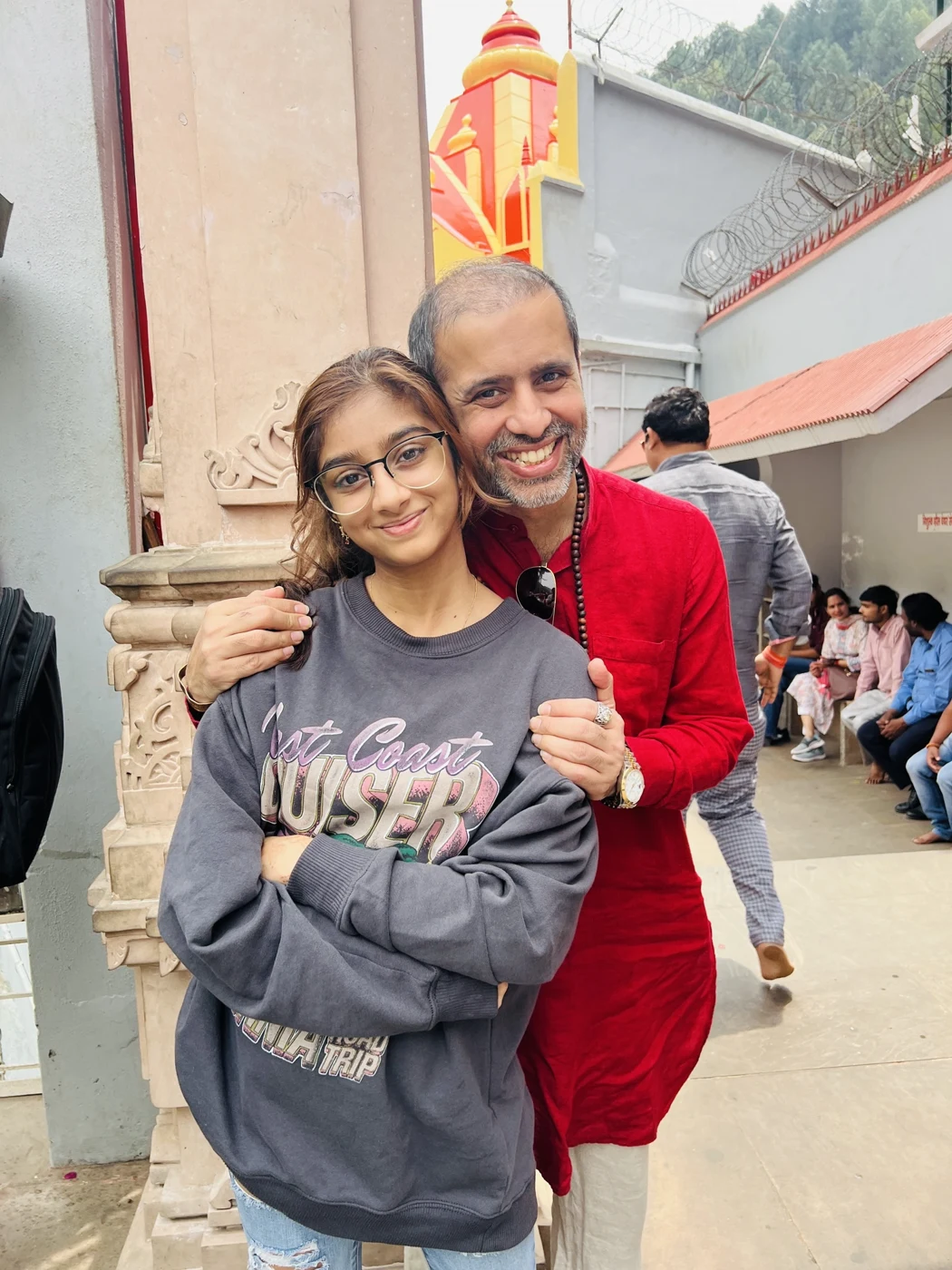 Our founder and his daughter at the gates of Kainchi Dham